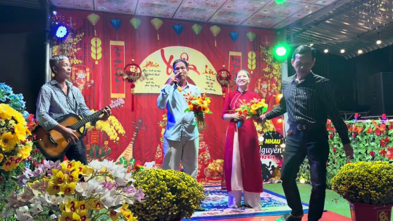 Hai đứa mình yêu nhau & chị hà & dượng Úc 