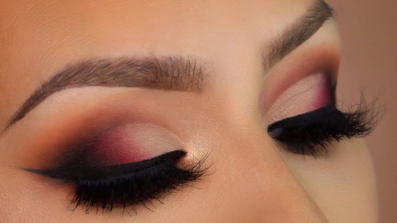 Red smokey eye makeup tutorial l huda beauty rose gold palette