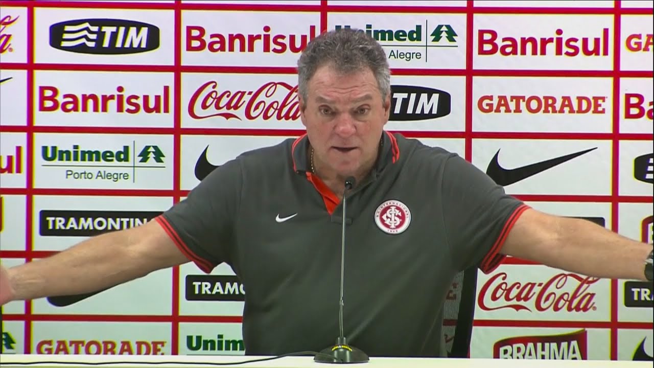 ABEL SE IRRITA COM PERGUNTA DE JORNALISTA QUE QUESTIONOU A ATUA&Ccedil;&Atilde;O DO INTERNACIONAL