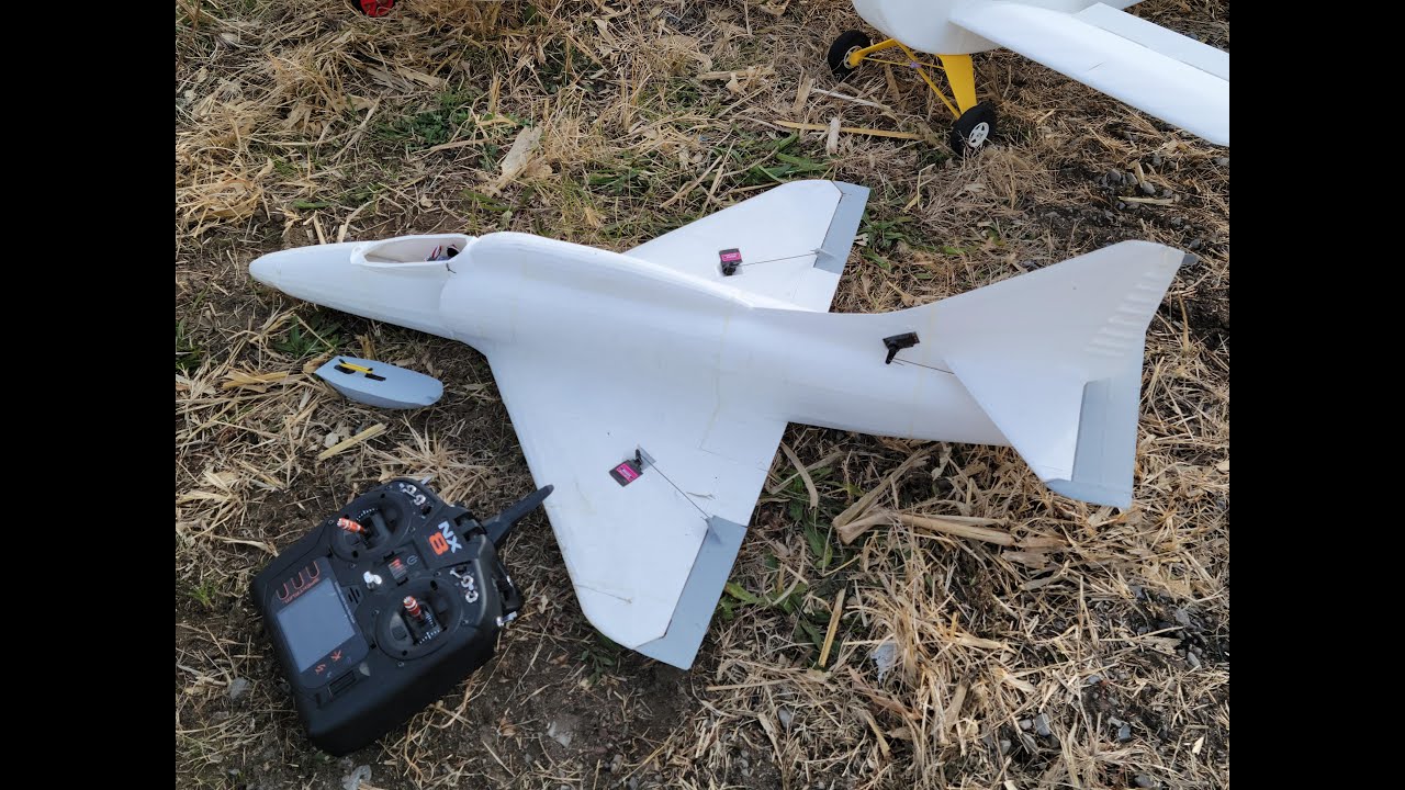 3D Printed RC A-4 Skyhawk with 30+ Flights by HOLOMODELS RC