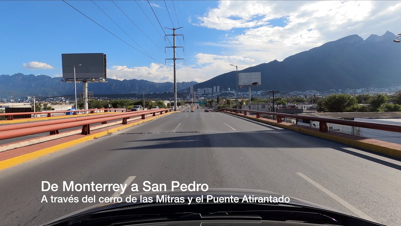 Manejando de Monterrey a San Pedro por el puente Atirantado.