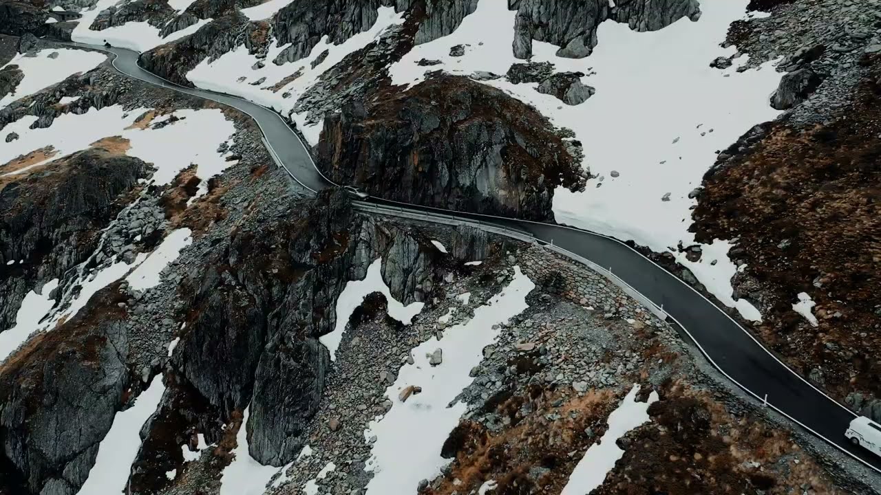 Swiss ALPS Nature #fitness #r9t  #racing  #moutainlife #mountains  #motivation #riding #rninet