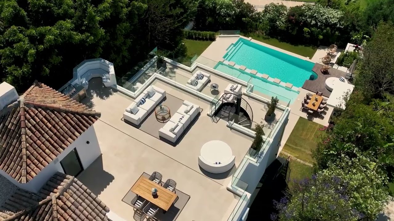 Magnificent villa with frontline views towards Los Naranjos Golf course, Marbella