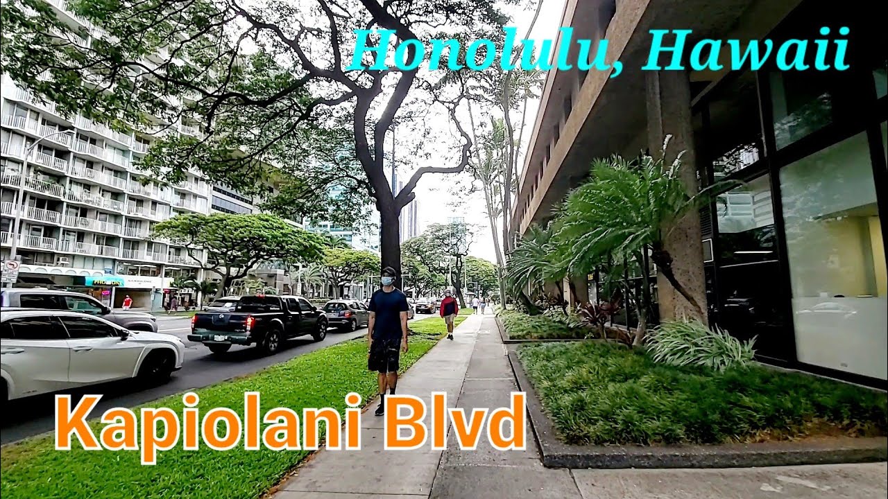 Waikiki Hawaii | Ala Moana to Kapiolani on an gloomy day