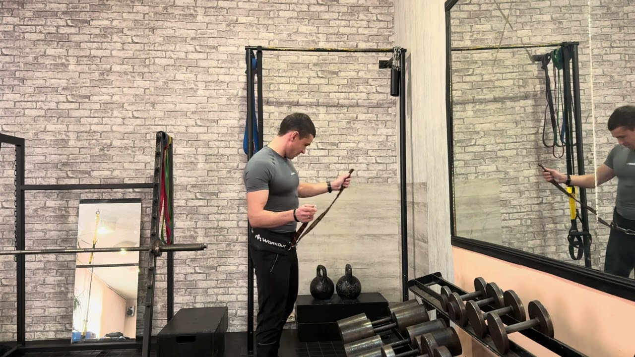 Подтягивания на доработку верхней фазы! 64 кг! #подтягивания #стритлифтинг 