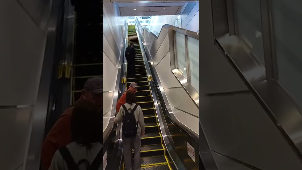 How to transfer at Tsuruga Station