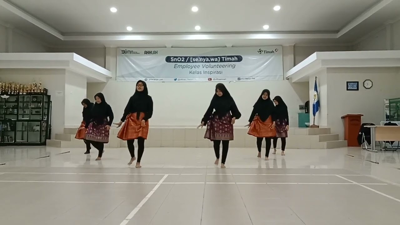 Tari kreasi sapu laman | XII MIPA 1 | PROYEK AKHIR SENI BUDAYA