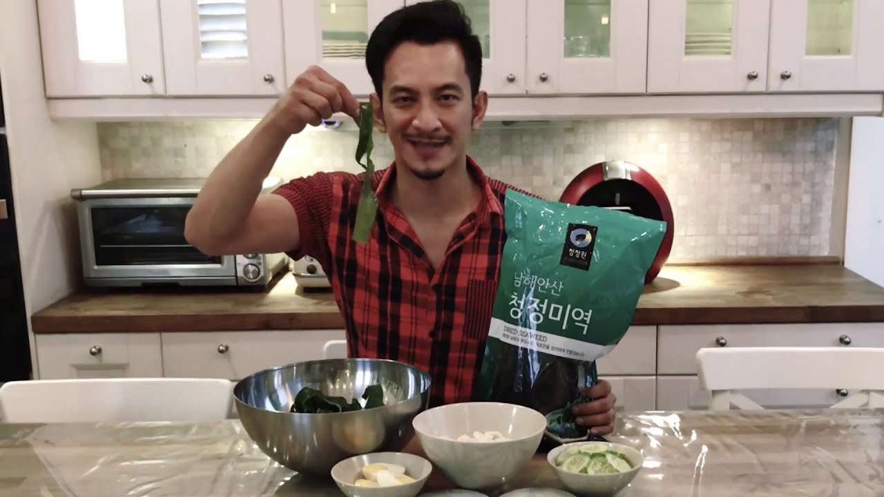 Mee Rumpai Sejuk / Cold Sea Mustard Noodles by Naz Rahman