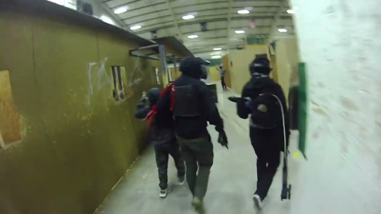 edgy kids get dad angry - Stryker airsoft