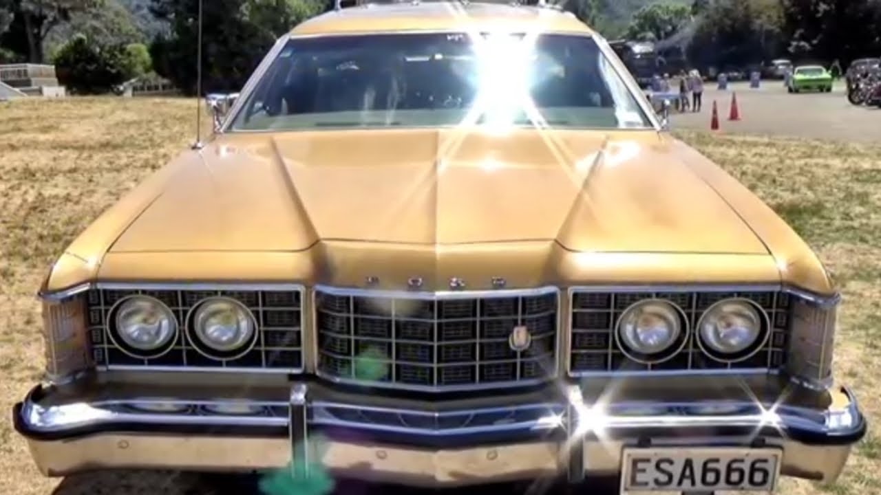 1973 FORD LTD COUNTRY SQUIRE