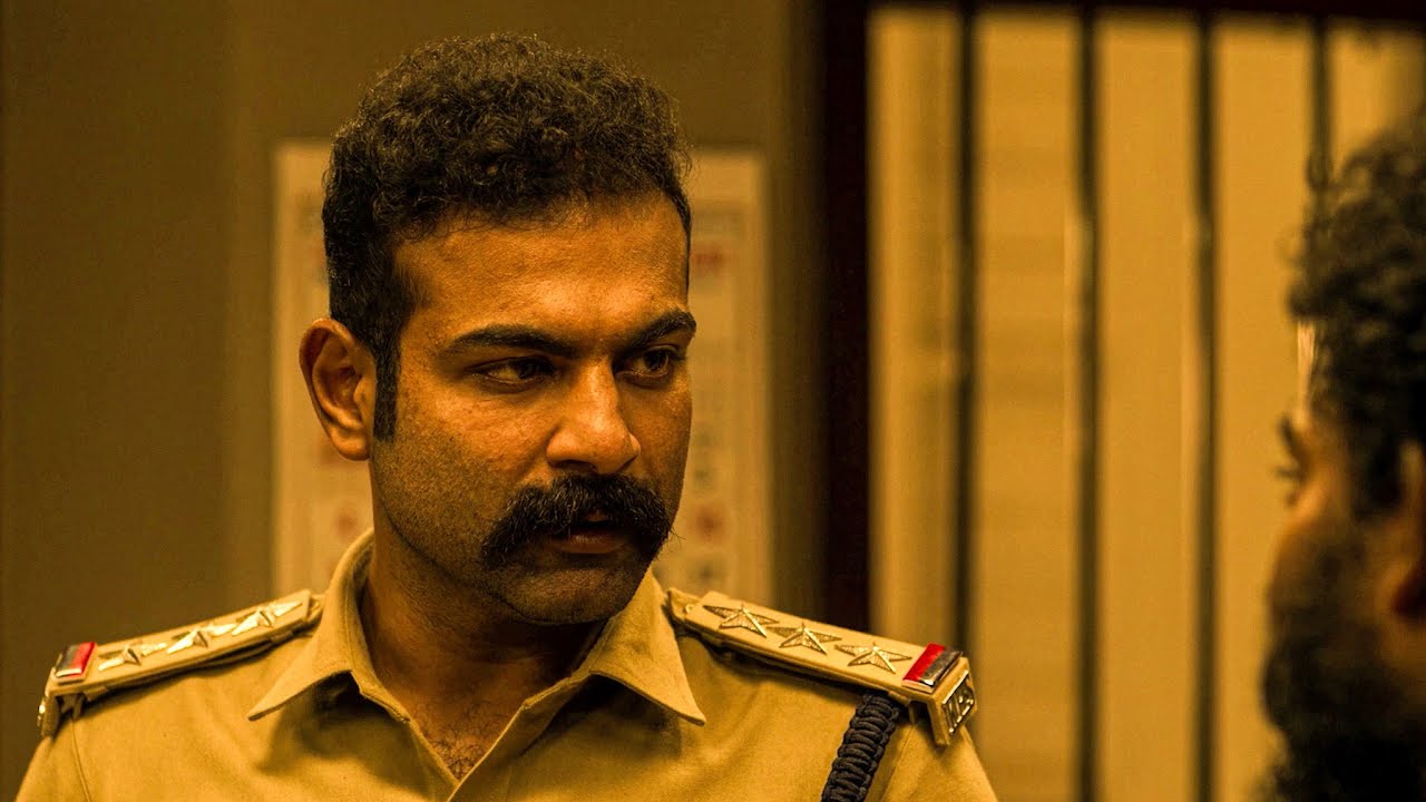 കഥ ഉണ്ടാക്കി രക്ഷപെടാൻ ആണെങ്കിൽ പുന്നാരമോനെ... | Latest Malayalam Movie Scene | Thayyal Machine