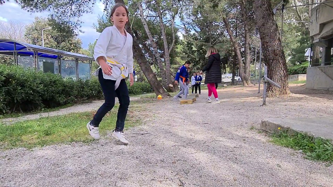 Pridružite se Jk PUJANKE 🥋 Trening na otvorenom u PARKU 🌞 #judo #morethansport #judoboys #judogirls