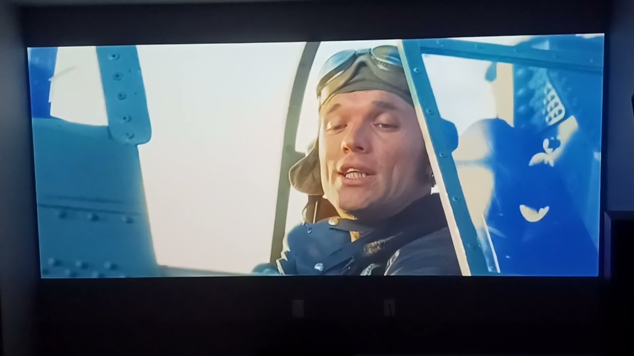 BenQ TK850 on a painted wall 160 inch