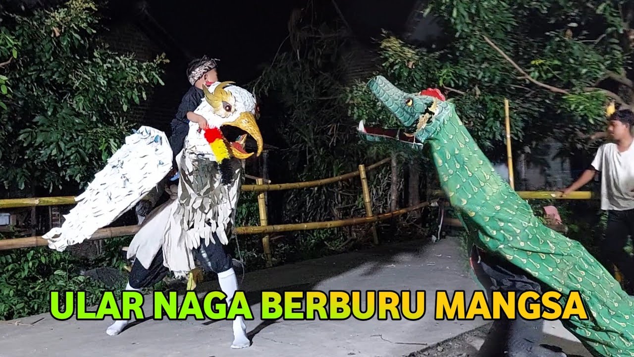 Ular Naga Mencari Mangsa Seni Bantengan Putro Kusumo Jati Mojopahit Live Jatirejo Mojokerto