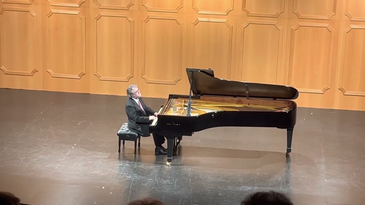 Konstantin Scherbakov plays Romance by Sergei Rachmaninoff (from Morceaux de salon op. 10)