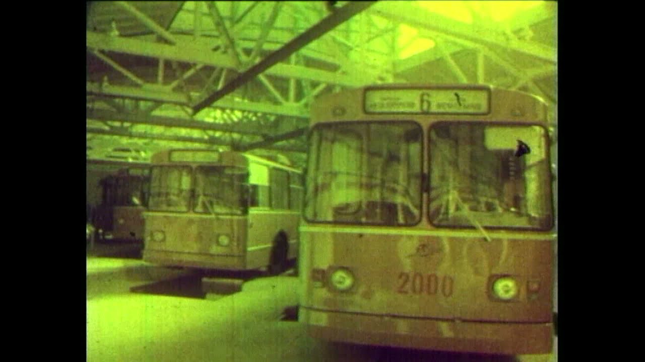 10 апреля 1986 г. - торжественное открытие троллейбусного парка № 2