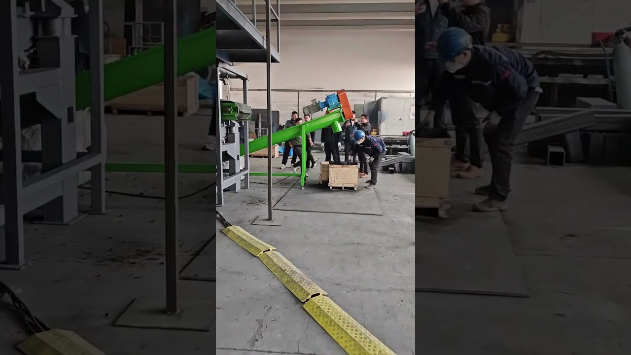 Tire steel wire removing machine I rasper separate the rubber and steel wires 