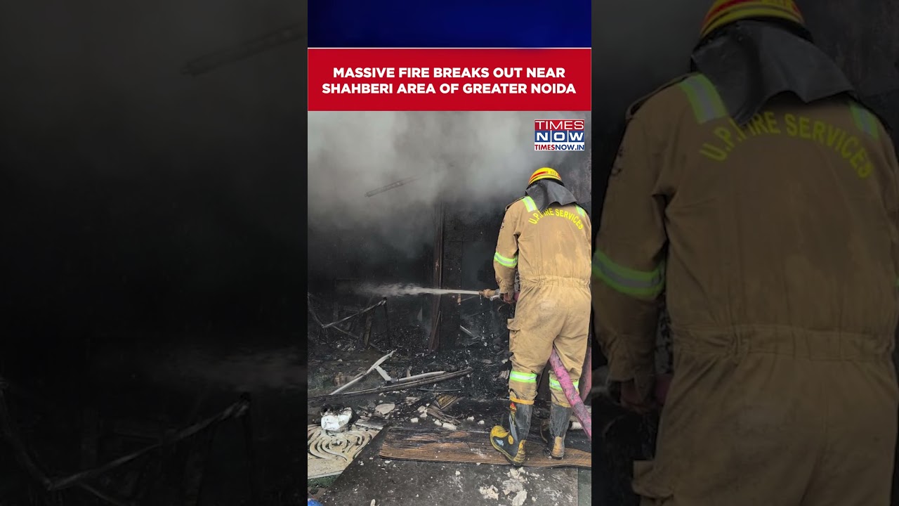 Massive Fire Breaks Out Near Shahberi Area Of Greater Noida | Watch Video #shorts