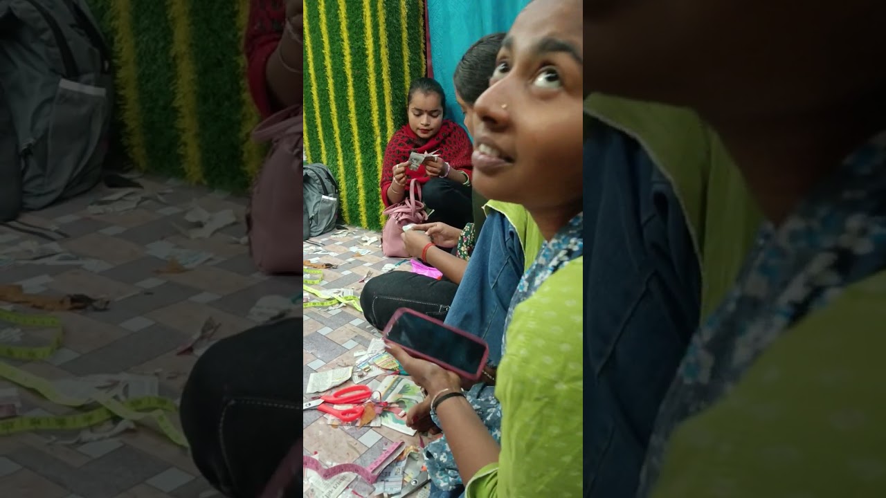 Moujmasti ho raha hai 