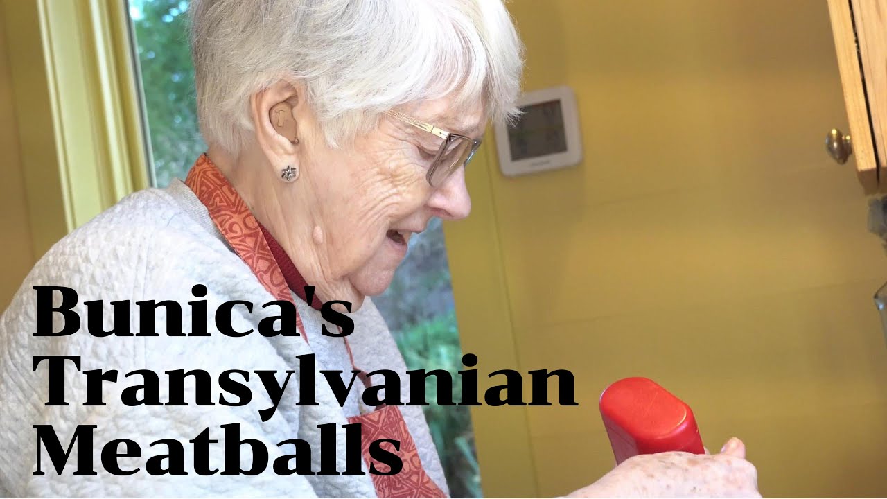 ASMR Cooking: 92-year-old Romanian grandmother cooks meatballs