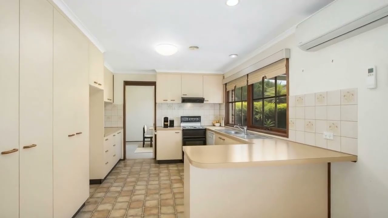 6 Desailly Crescent ai 3