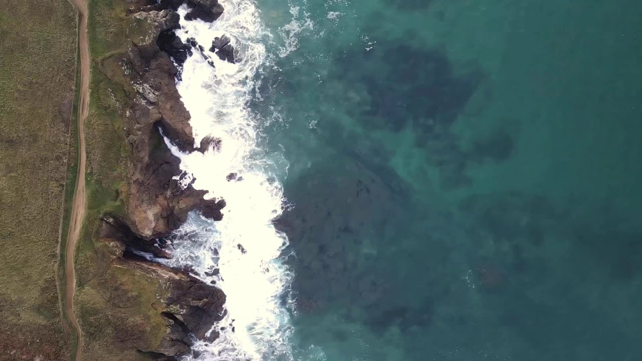 Survol de la pointe de la Garde Gu&eacute;rin - Saint-Briac-sur-Mer (35)