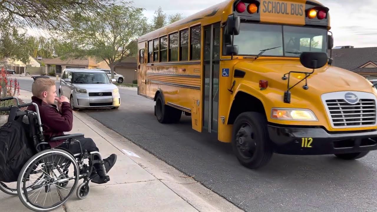 Monday Sagan bus!