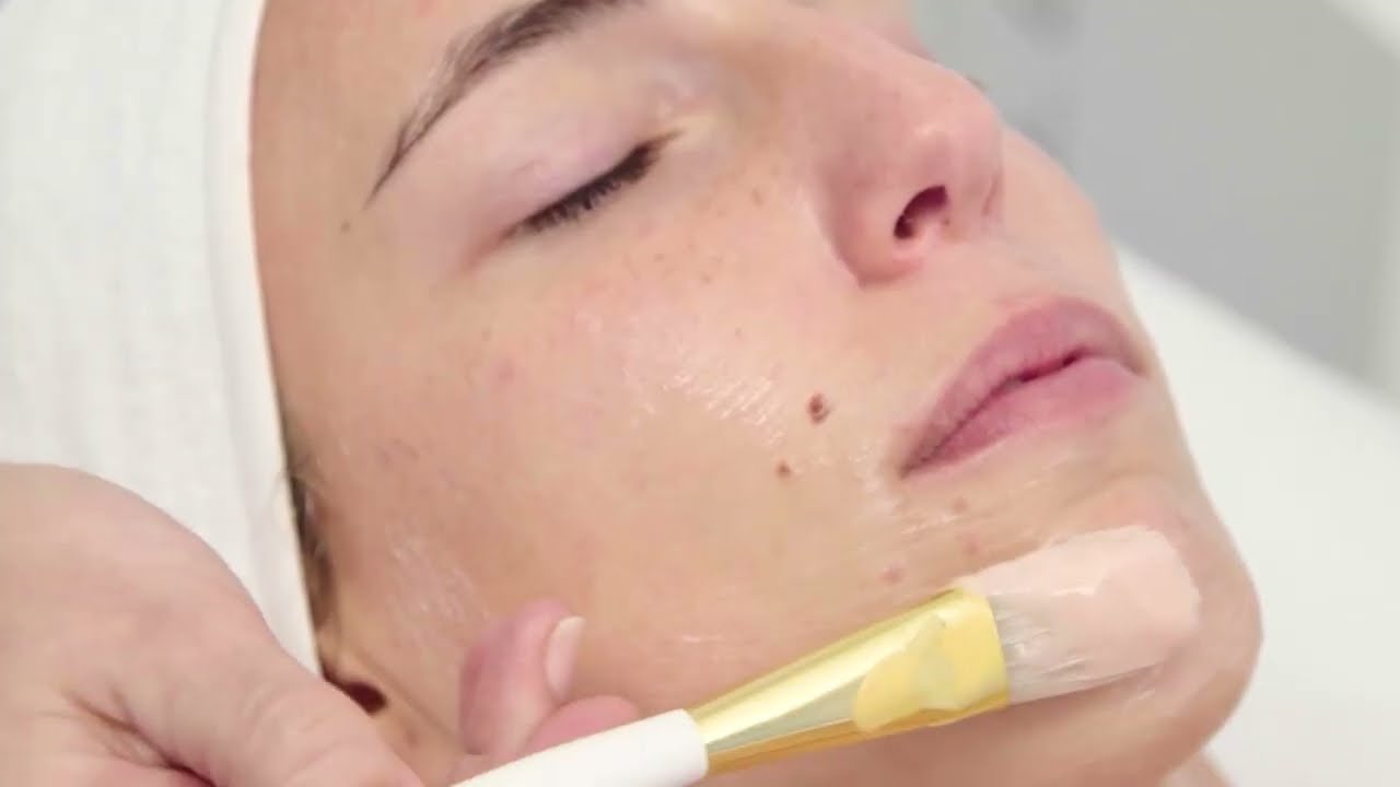 Step by Step Professional Ainhoa Multivit Face Treatment