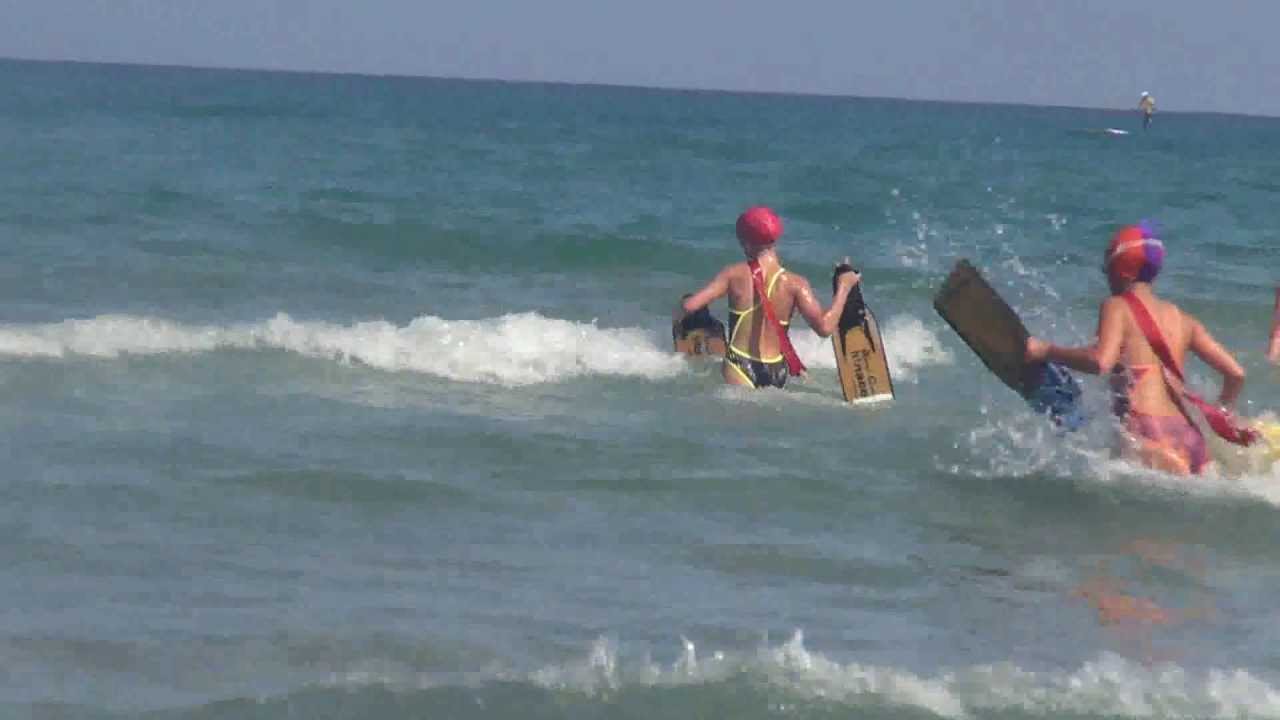 Relevo con tubo de rescate. Playa