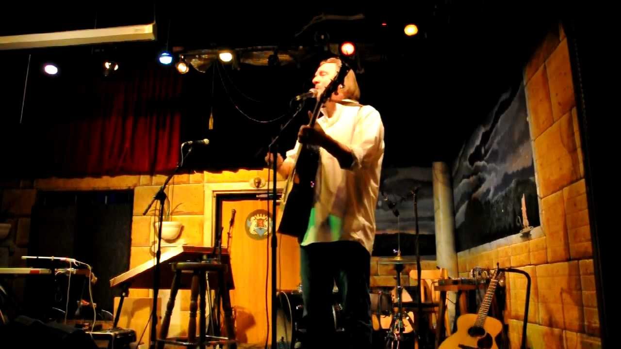 Ellis Paul - Maria's Beautiful Mess