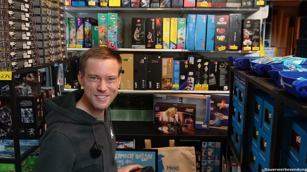 Der Chef ist wieder im Laden | Ein Tag im Heldenladen | Klemmbaustefan