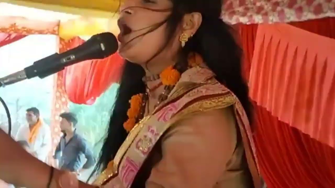 ऐसा भजन सुनाया# सरिता शास्त्री ने सब जनता झूमने लगी #ऊंचा गोवर्धन पर्वत या पर मोर बोले