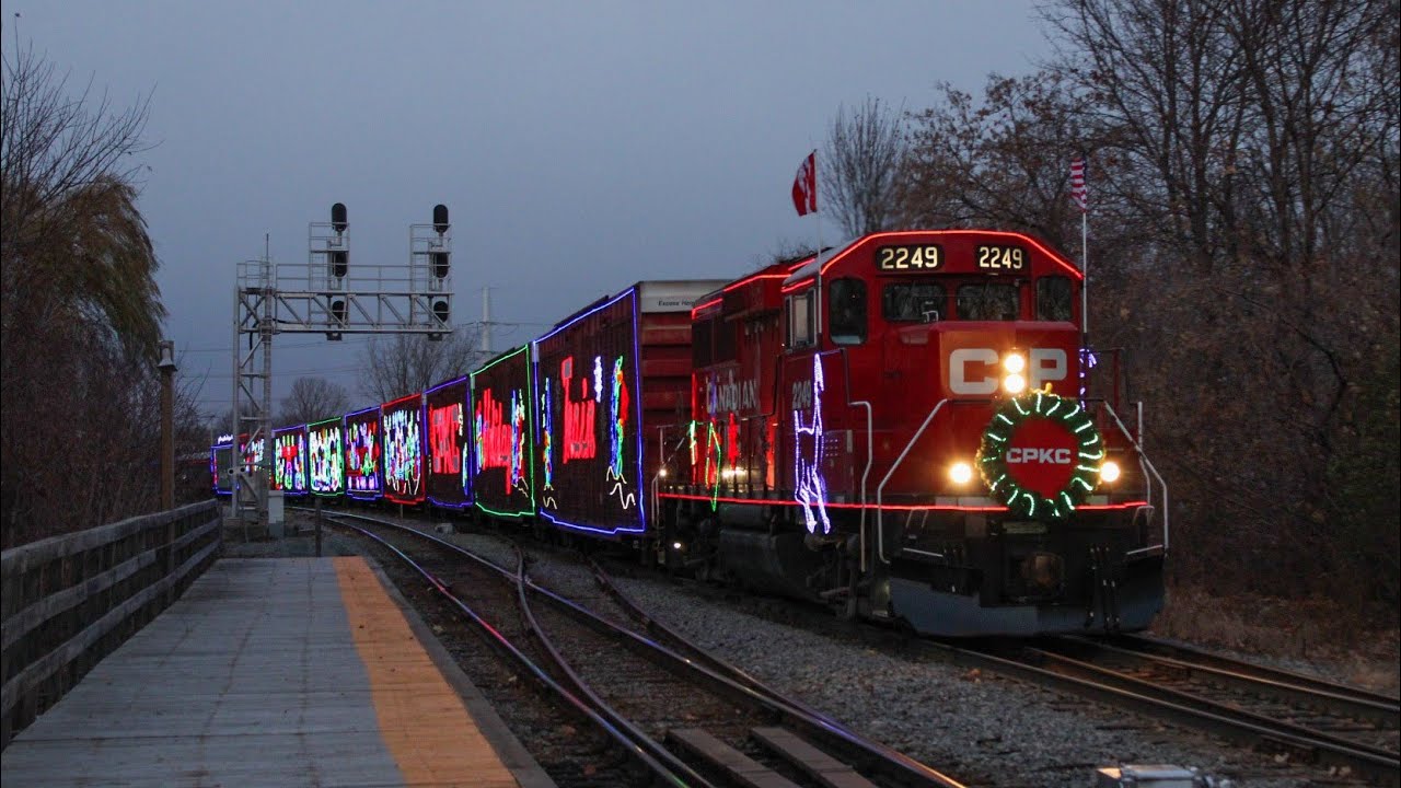 CPKC holiday train chase in Southern Québec! | November 24, 2024