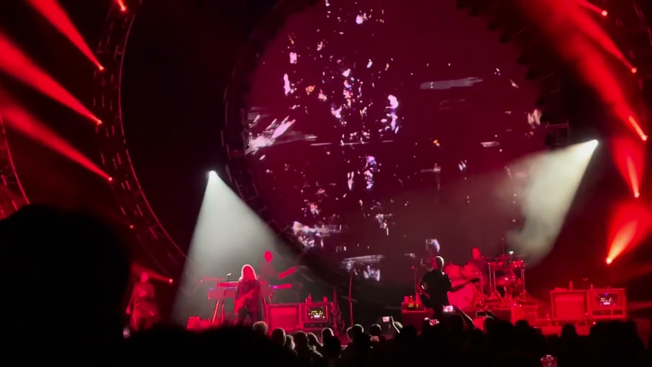 Tears For Fears-Shout Live at Kansas City