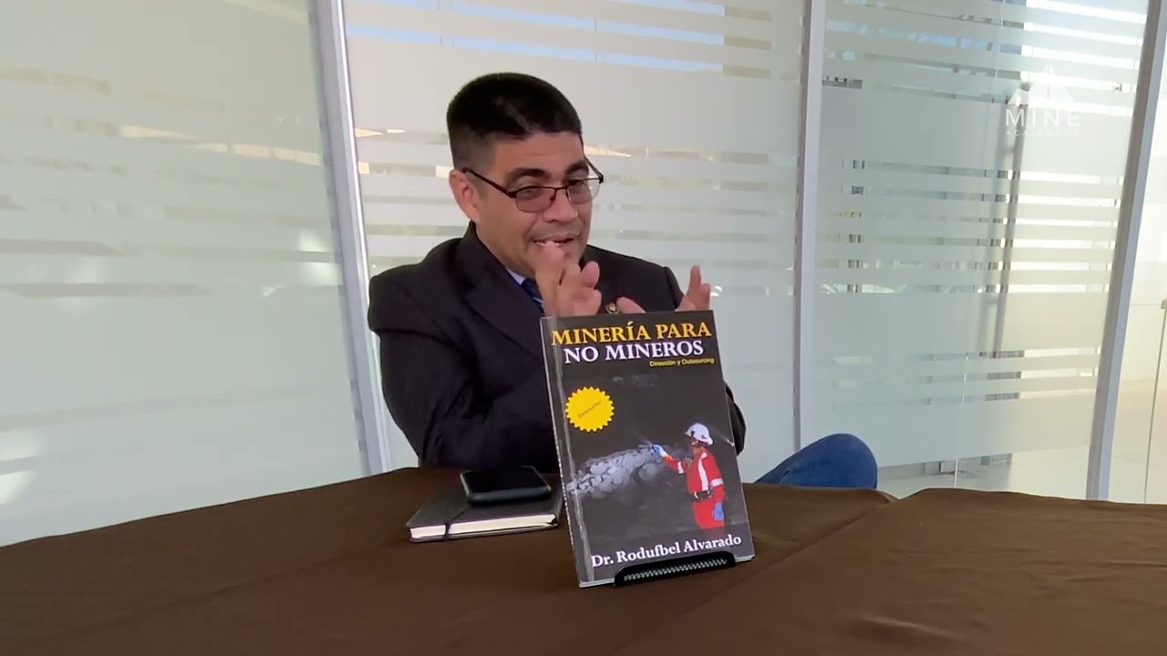 Entrevista de Mine Academy al Dr. Rodufbel Alvarado 