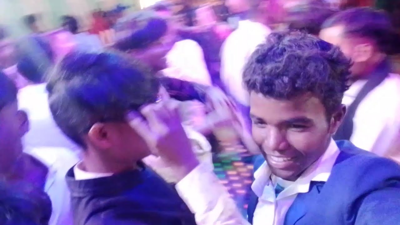 Bohot enjoy Saadi me 🤪