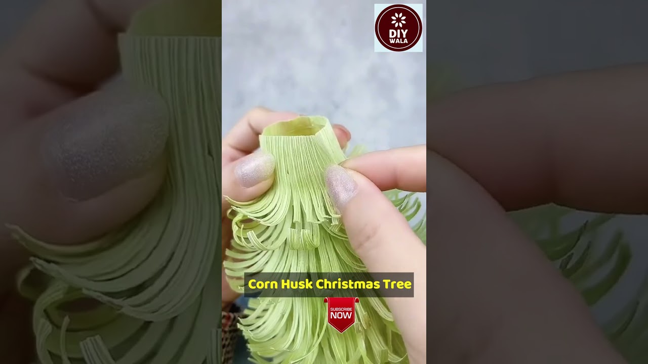 DIY Corn Husk Christmas Tree #diy #christmastree #diyvideos #craftvideos #shorts