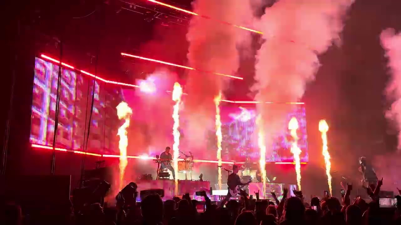 Roach concert
