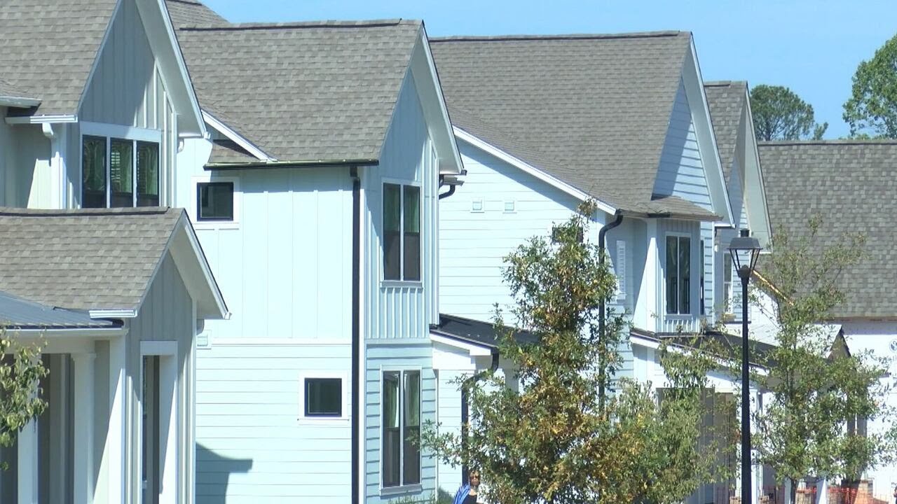 River District development in west Charlotte has first resident move in