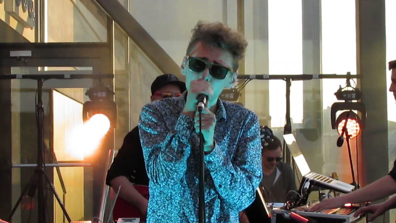 Young Stadium Club - Bis