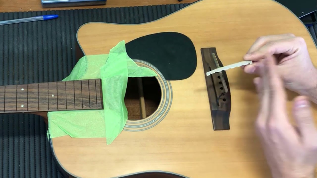Avaliando um Takamine EG320C - Pela visão de um luthier.