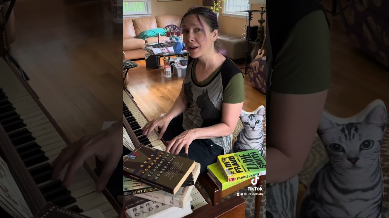 This is a Song about Books and Cats