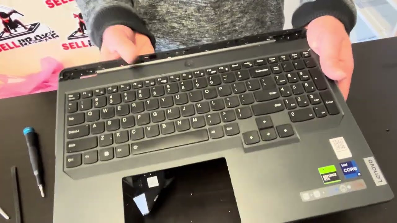 Lenovo Legion 5 16IRX8 complete teardown. Replace or upgrade: RAM, SSD LCD & more. DIY test & repair