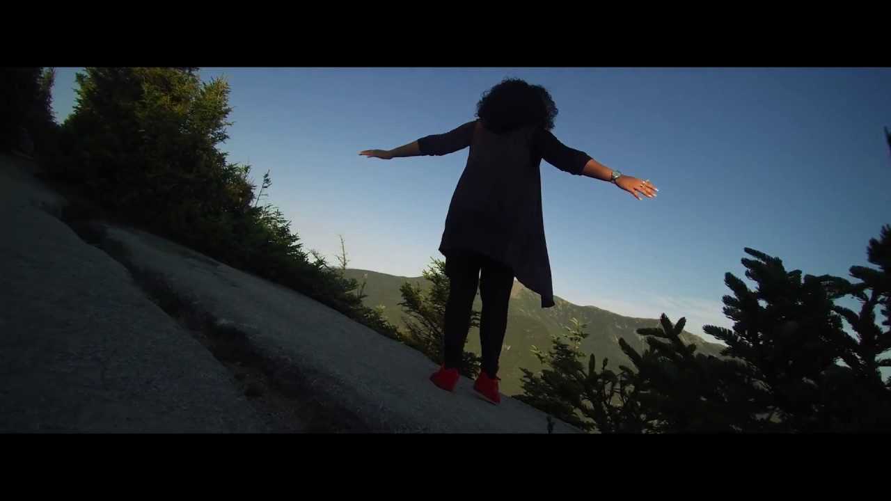 Ada Betsabé - Santo (Video Oficial)