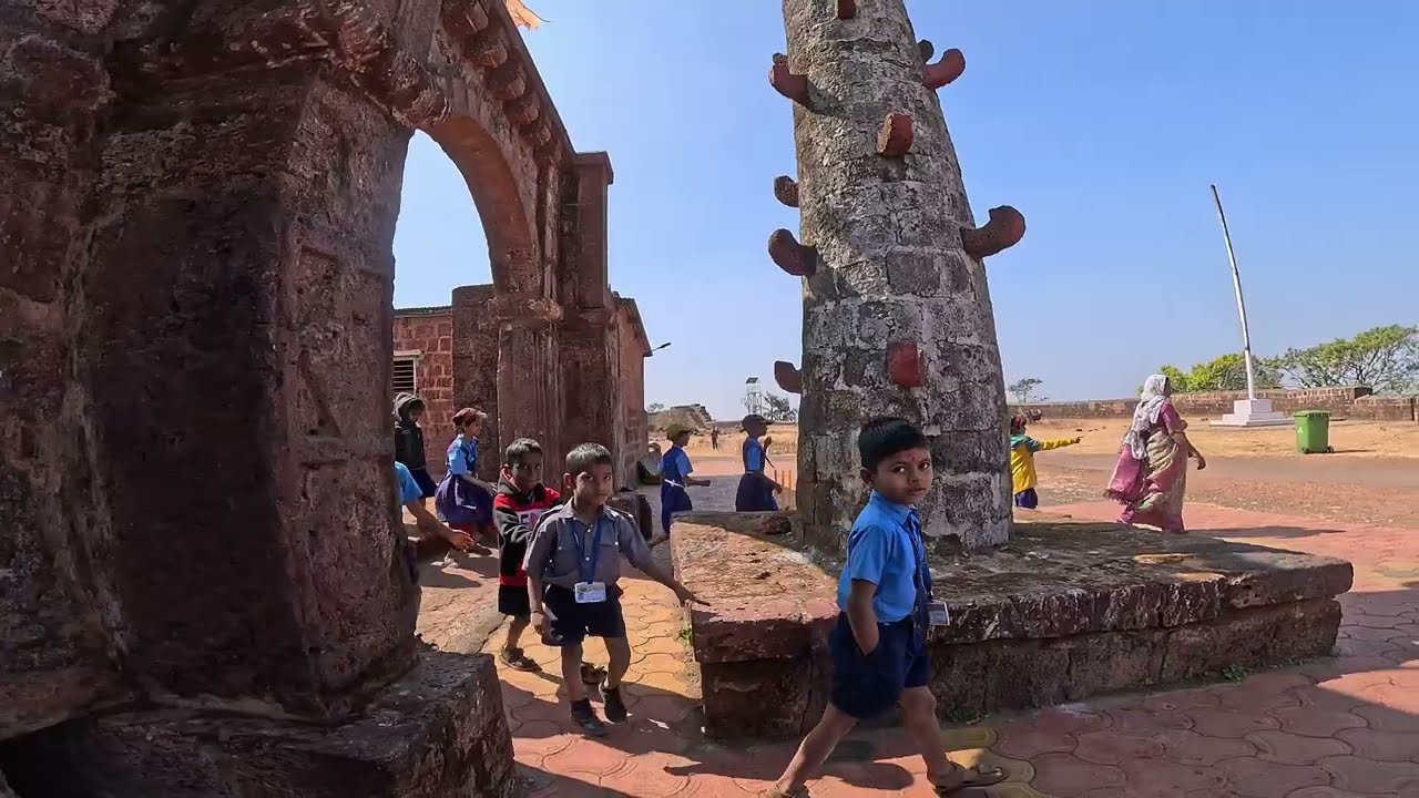 Bhuddargad Fort walking tour #Bhuddargad #Kolhapur #travel #fort