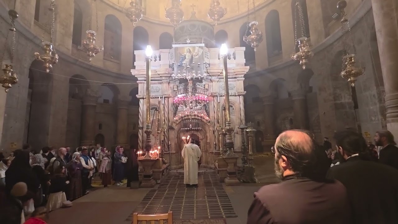 The HYMN to the Cherubim beautifully CHANTED in Greek at the Holy Sepulchre in Jerusalem 