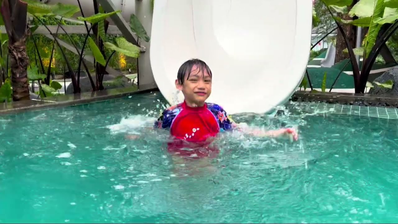 Staycation at Resinda Hotel Karawang