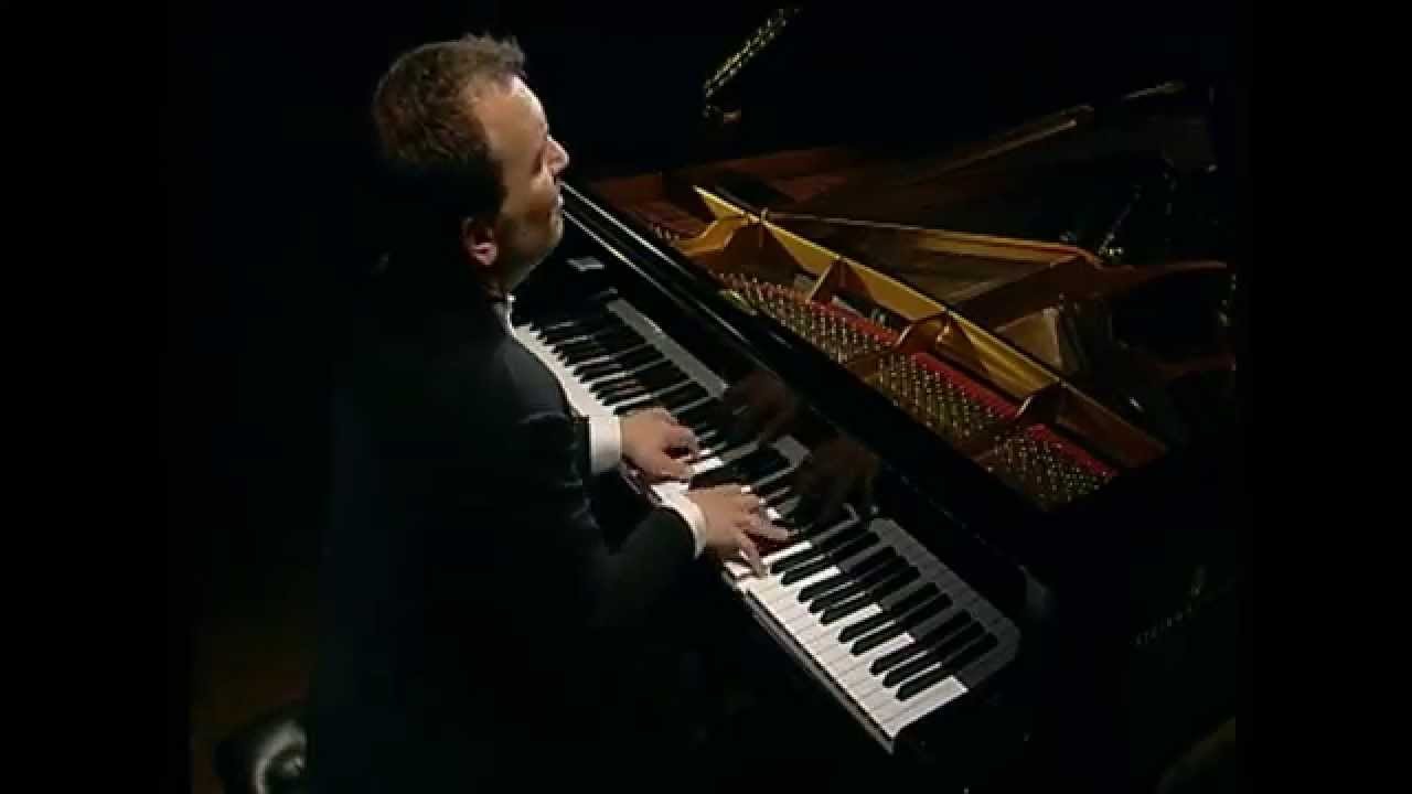 Mark Anderson performs George Gershwin's 'The Man I Love'