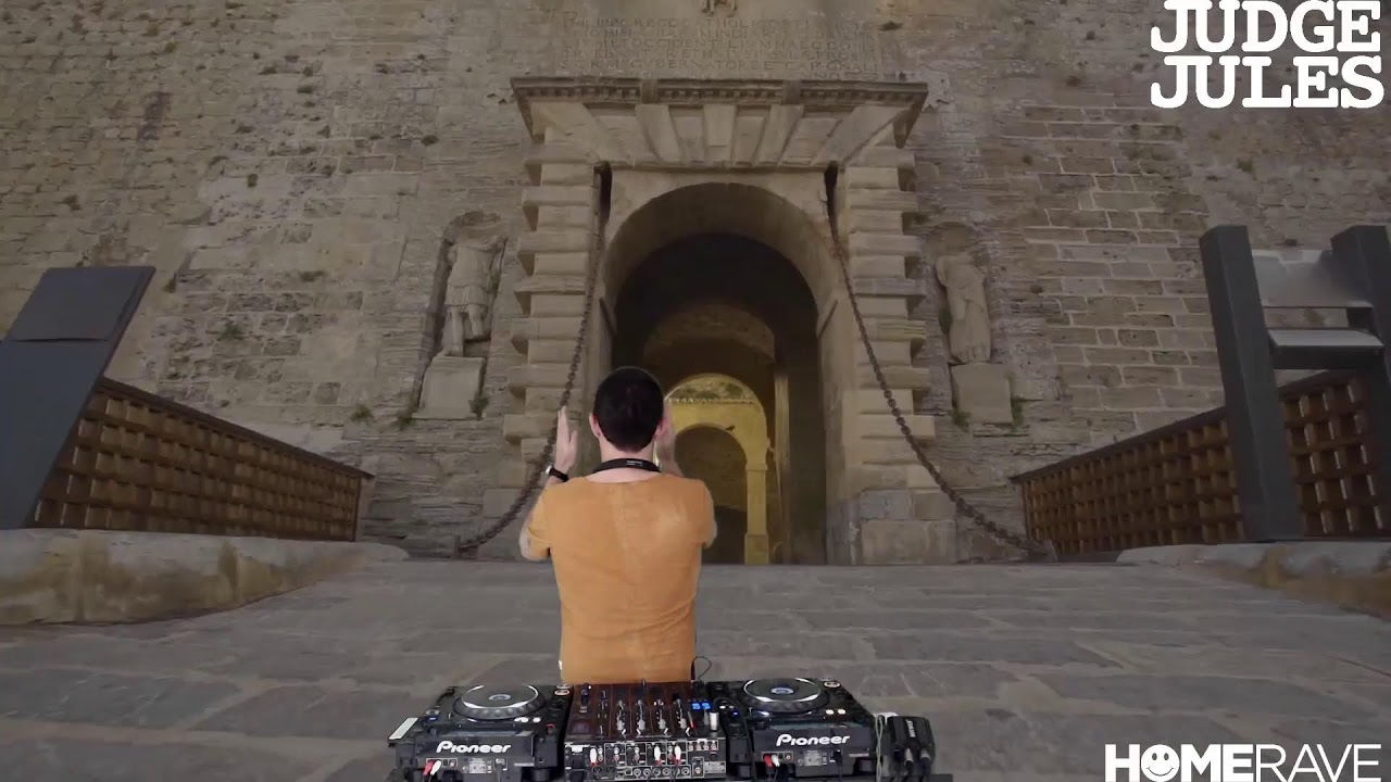 Judge Jules Livestream *Ibiza Anthems* 15th January 2022)