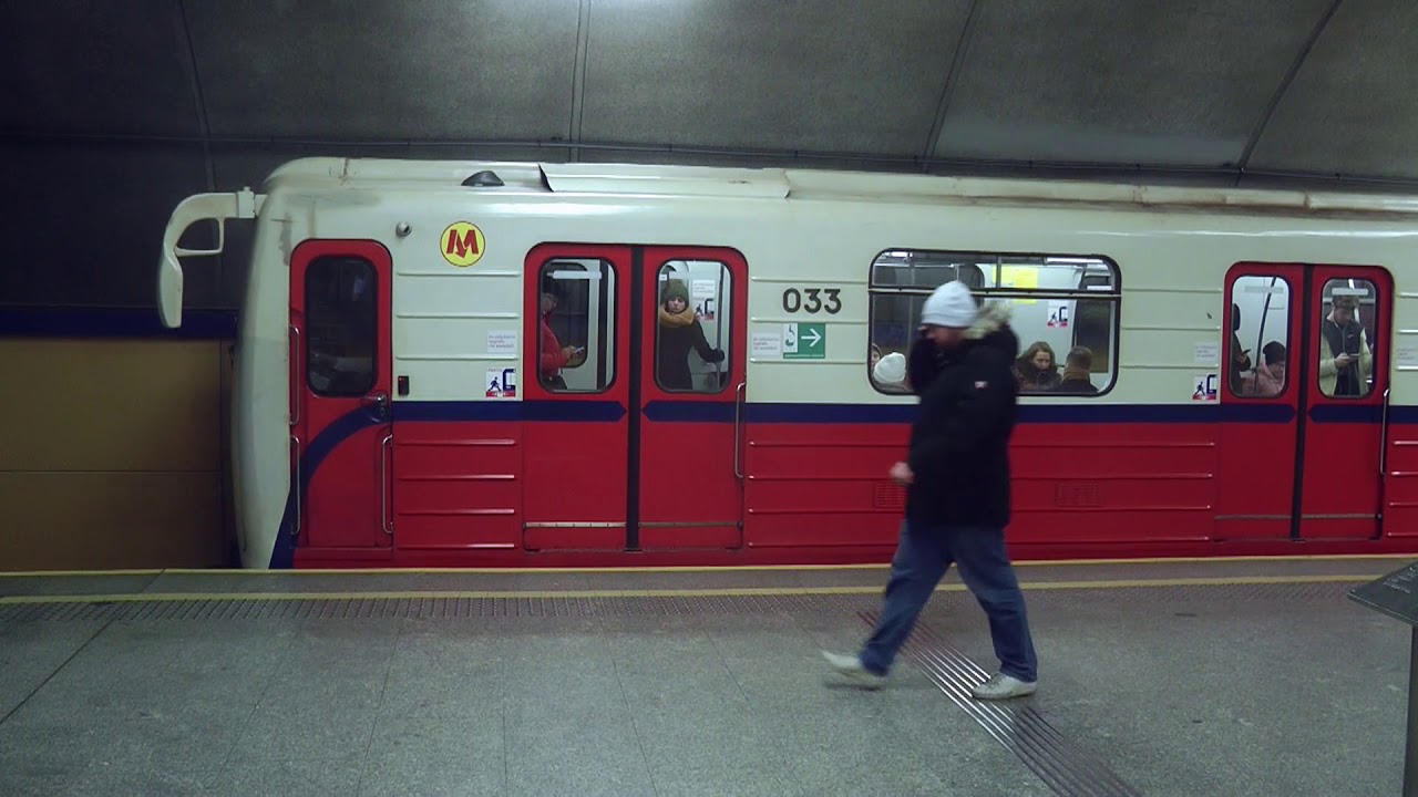 Metro Warszawa linia M1 Stacja Wierzbno